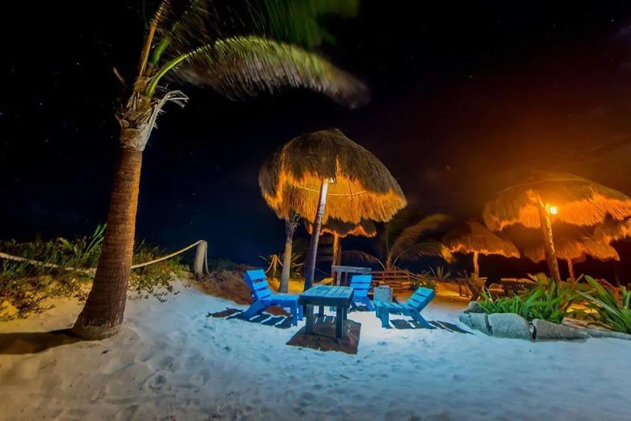 Luxury tent Camping Revolucion Pancho Villa Tulum